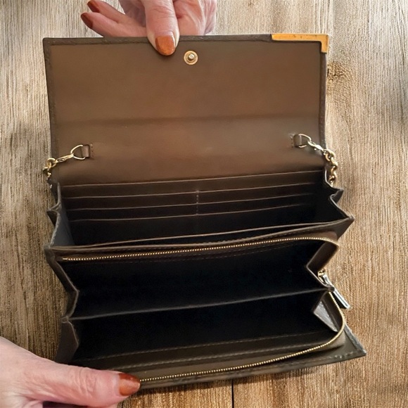 Gucci Guccisima Long Wallet on Chain REHAB SEE LISTING FOR DETAILS - Picture 5 of 8